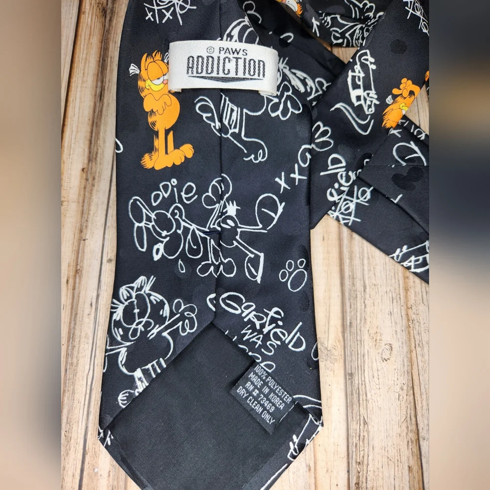 Vintage Men’s Tie All Over Garfield Chalkboard‎ Odie
